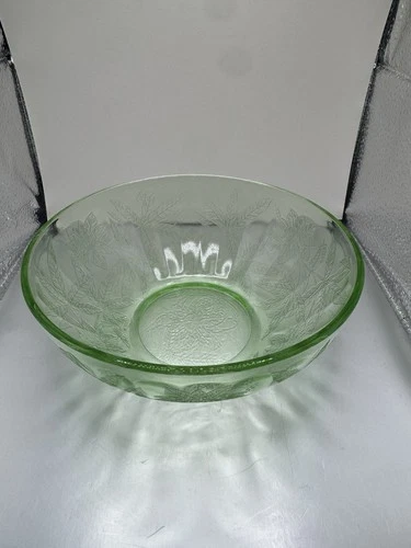Jeanette Poinsettia Green Depression Uranium Glass Serving Bowl