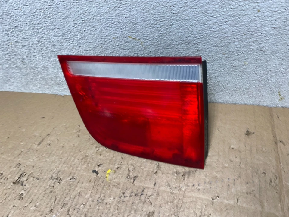 Luz trasera interior lateral derecha para pasajero BMW X5 E70 2007 a 2010 OEM T7898 DW Foto 2 de 4