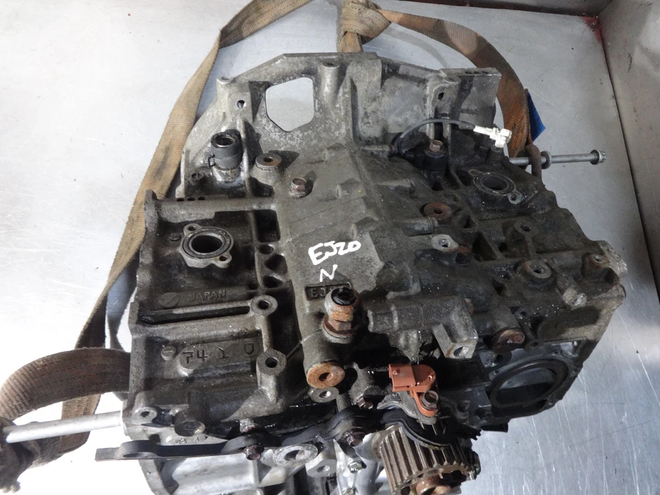 Subaru Legacy / impreza 93-00 2.0 EJ20 twin cam NA engine block bottom end crank - Image 2 of 4