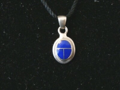 Atemberaubender zierlicher Lapislazuli-Anhänger aus Sterlingsilber. Preisvorschlag machen! #973