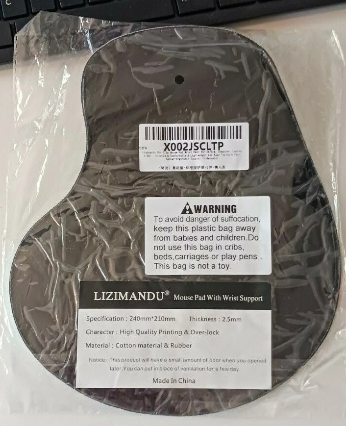 Mermaid pattern computer mouse pad with wrist support rest. Lizimandu + - Image 4 of 4