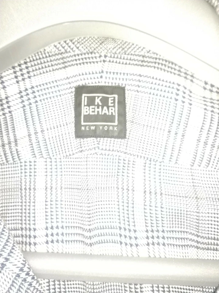 IKE Behar New York Mens light blues plaid dress shirt (L) very sharp pd 80 - Image 4 of 4