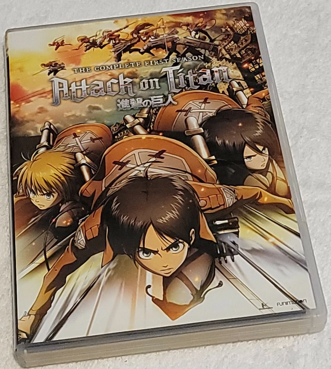 Attack on Titan: Complete Season One [Blu ray]