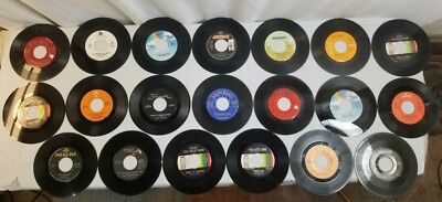 20 Various JUKEBOX HITS 45's Records Lot THE HOLLIES, George Strait,  Lot #91