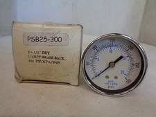 NEW PSB25-300 2 1/2" DRY GAUGE 1/2 NPT BRASS BACK 300 PSI