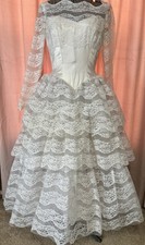 Vintage 50 s Ivory Lace Tiered Wedding Gown Size S