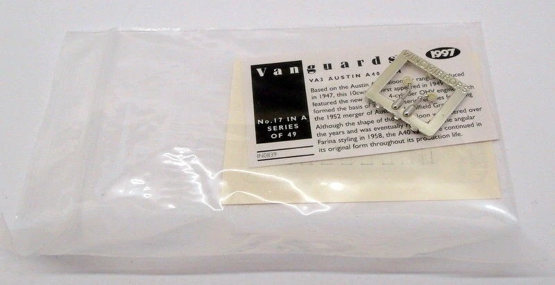 Vanguards 1/43 Scale Diecast VA3006 - Austin A40 Van - Cussons - Image 3 of 3