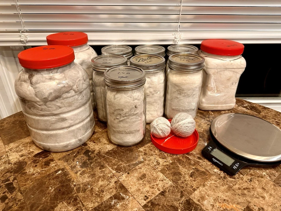 37 Oz Of Angora Wool Fiber - Image 3 of 4