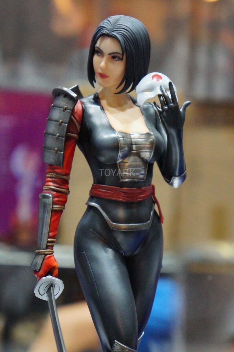 NEVER OPENED YAMATO LUIS ROYO FANTASY KATANA STATUE 2 FIGURE 2