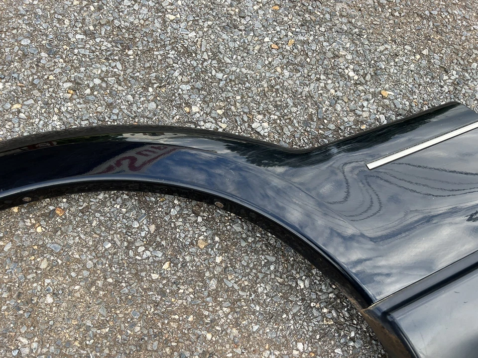 Lincoln Blackwood 2001 2002 2003 cuarto trasero derecho acampanado moldura 2C64-16291C20 Foto 3 de 4