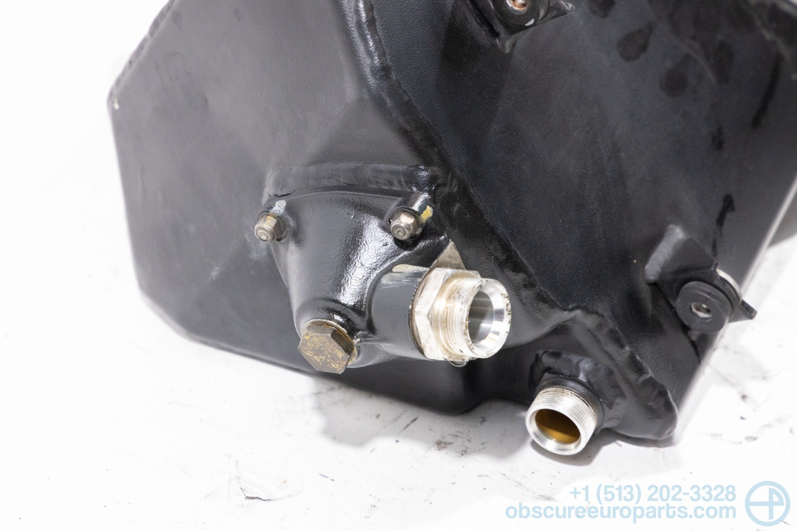Used 2003-2007 Maserati M139 Quattroporte Complete Engine Oil Tank