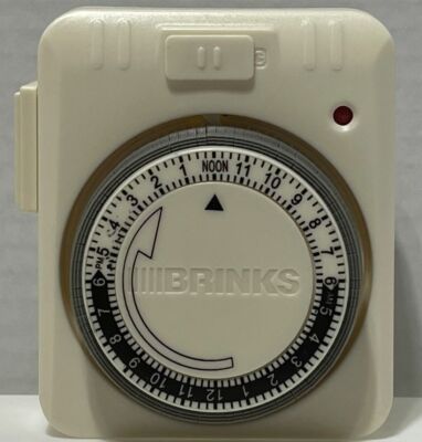 Brinks 42-1020 Mechanical Timer On/off LED Indicator Grounded Plug