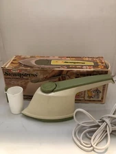 Vintage 1973 Osrow Steamstress SB15 Fabric Steam, NICE, Original Box