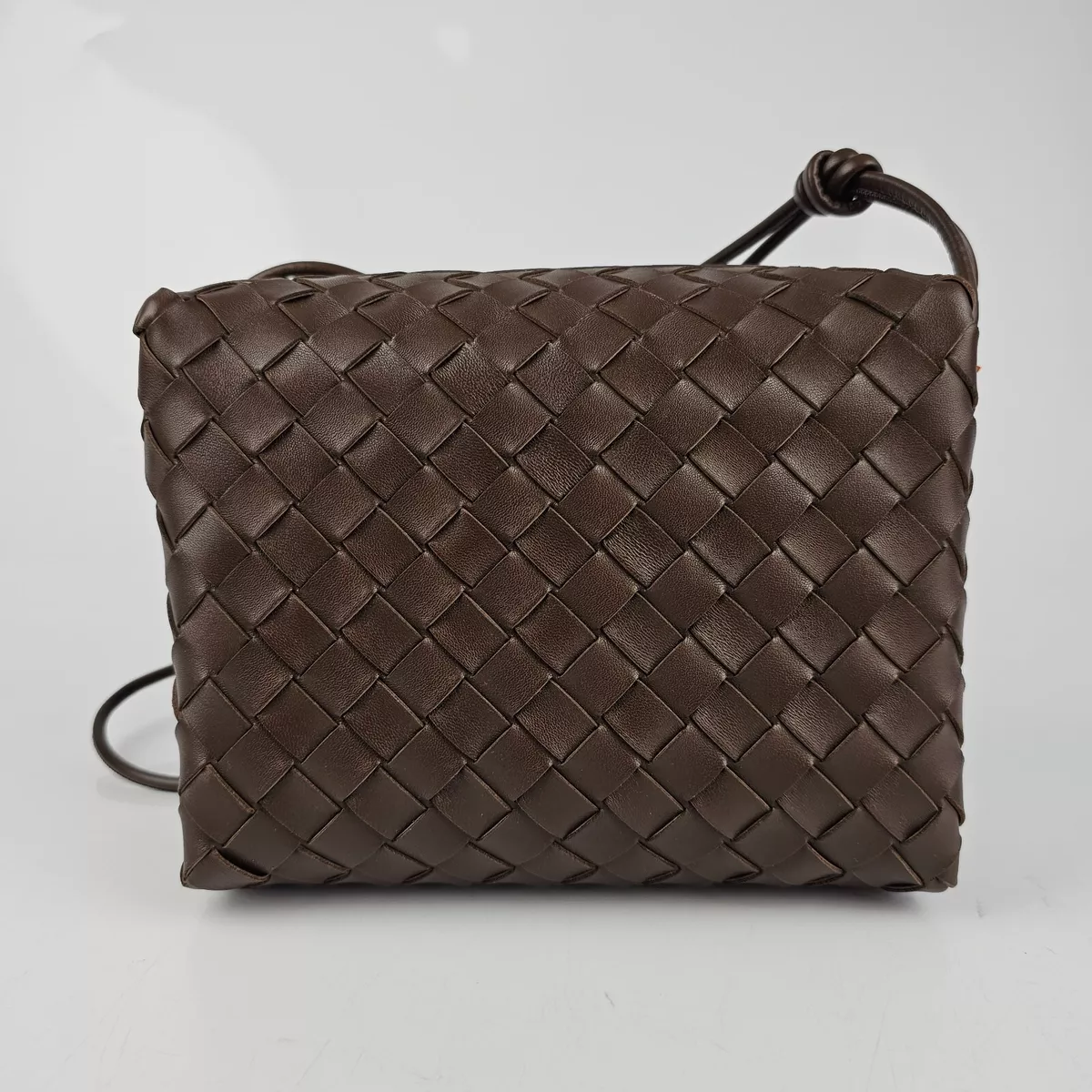 Loop Small Leather Crossbody Bag in Brown - Bottega Veneta