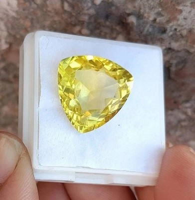 9.4 Ct+ Natural Ceylon Yellow Sapphire Trillion Cut Loose Certified Gemstone AA+