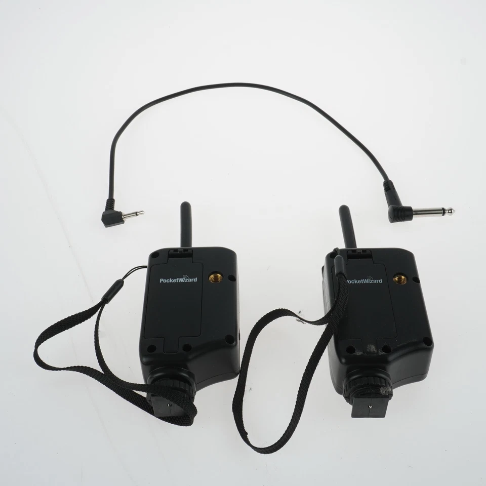 PocketWizard Plus II Transiceiver lot of 2 - tested, working - Image 2 of 4