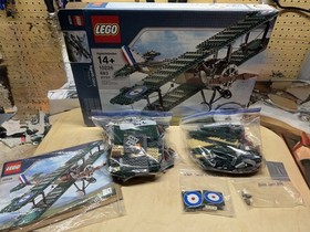 Lego 10226 Sopwith Camel 883 pcs 100% Complete with Box and Both Manuals