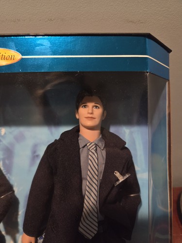 1998 MATTEL BARBIE & KEN THE X FILES SCULLY & MULDER COLLECTOR EDITION 19630 - Picture 3 of 8