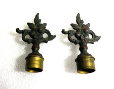 2 coiffes en bronze de chandelier baroque ,bougeoir