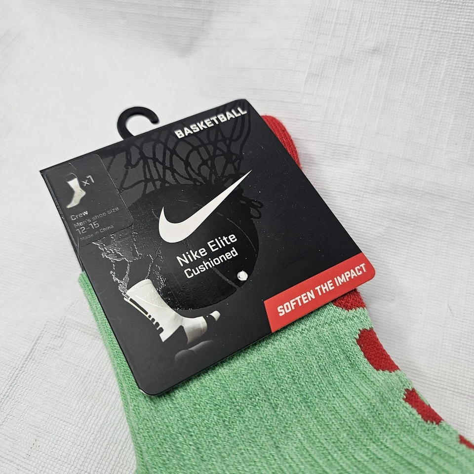 NIKE ELITE Basketball Crew Socks SX4696-365 LeBron James Christmas XL 12-15 Rare - Image 2 of 4
