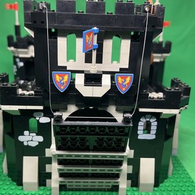 LEGO Vintage 1988 Classic Knights Black Monarch's Castle 6085 W Instructions