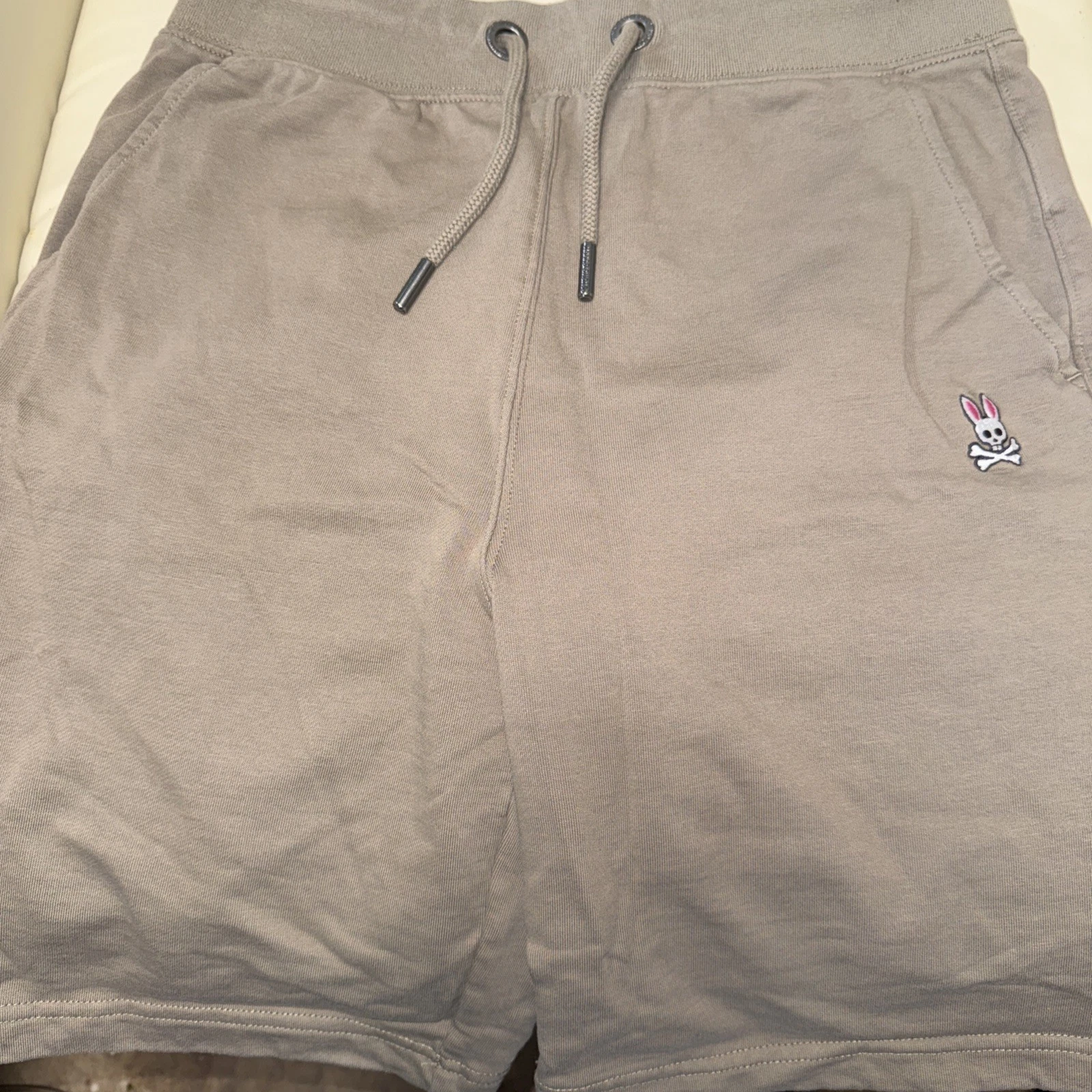 Psycho Bunny Beige Linear Bunny Sweat Shorts Sz 18-20 XL Boys