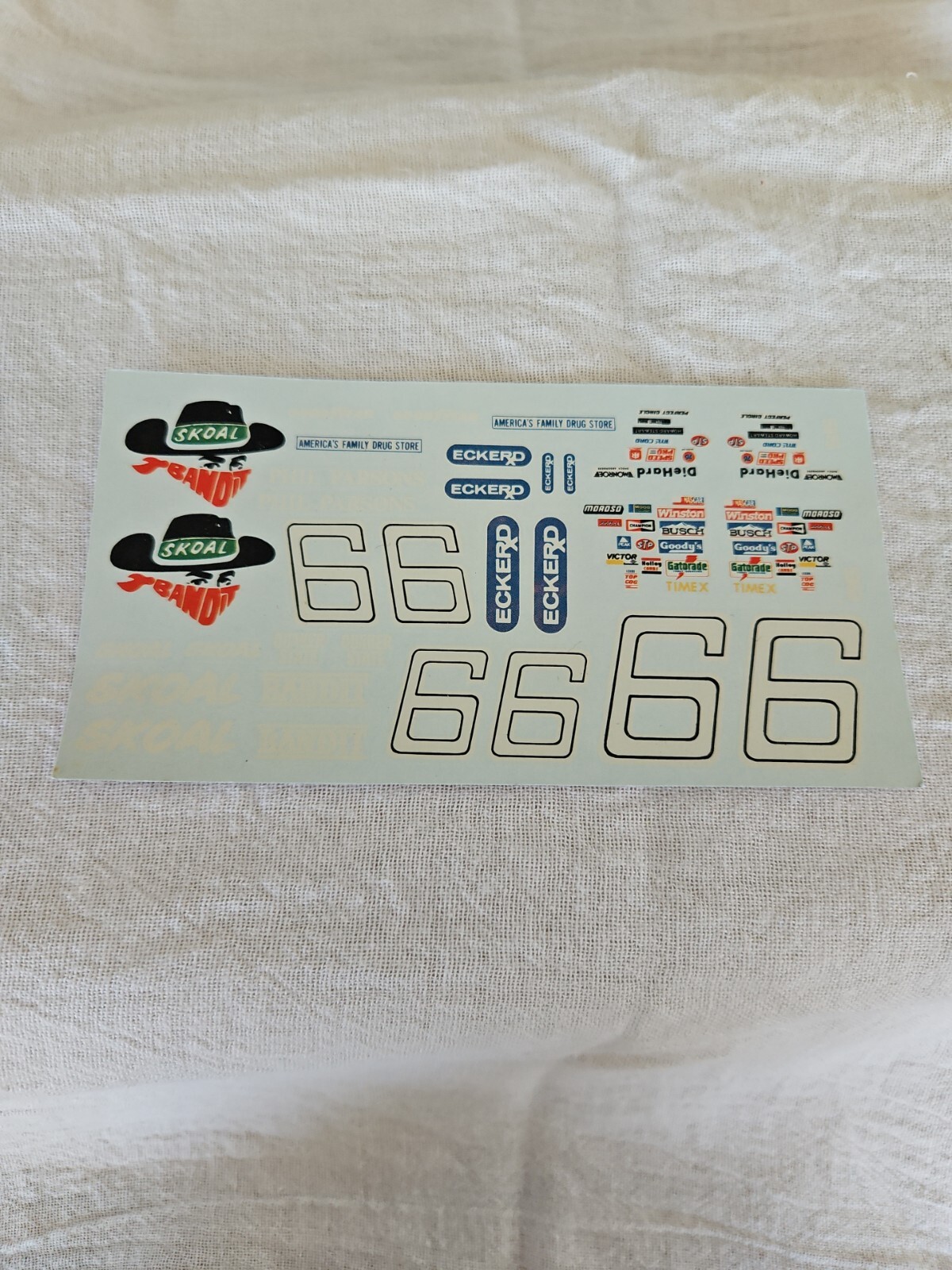 MPC Original Model Kit Decal 18-1304-006 S-5-85 Skoal Bandit #66 Busch ...