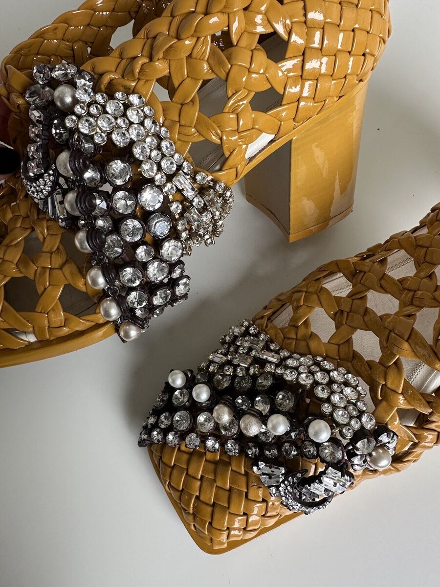 Céline Crystal Pearl Bejeweled Woven Pumps Winter 2015 Céline Crystal Pearl Bejeweled Woven Pumps Winter 2015