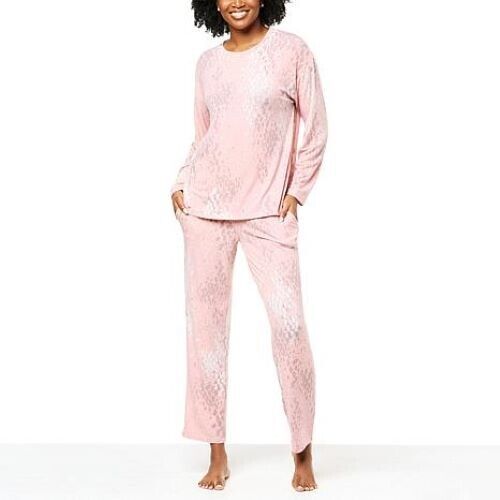 Pink 2X Animal Print 2 Piece Cloud Knit Louge PJ Set Gift Comfortable HUE New
