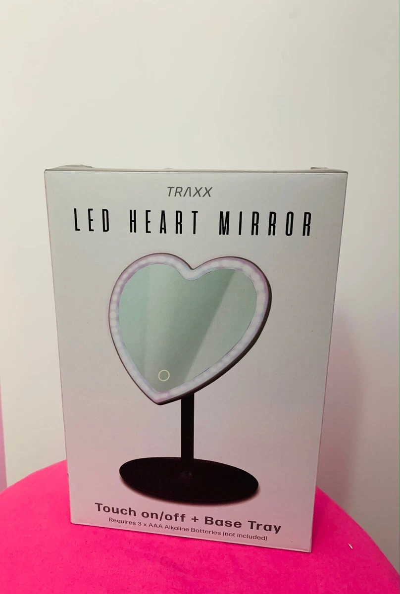 Traxx led outlet heart mirror