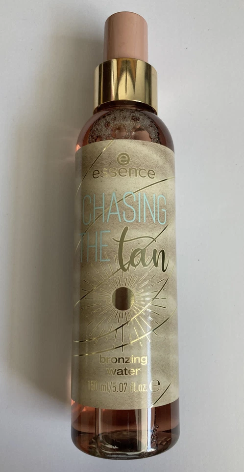 essence  CHASING THE tan  Water Mist Fixing Spray 150ml - Bild 1 von 2