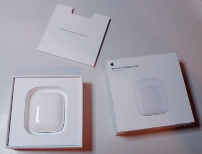 OPEN BOX - GENUINE Apple AirPods 1st 2nd Gen Wireless CHARGING CASE ONLY A1938