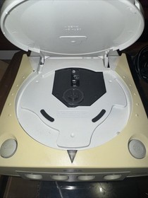 Sega Dreamcast HKT-3020 White Video Game Console with Controller Tested Working