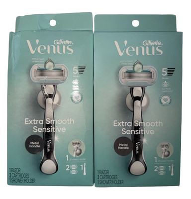 Lot of 2 Gillette Venus Extra Smooth Sensitive Razor And Cartridges