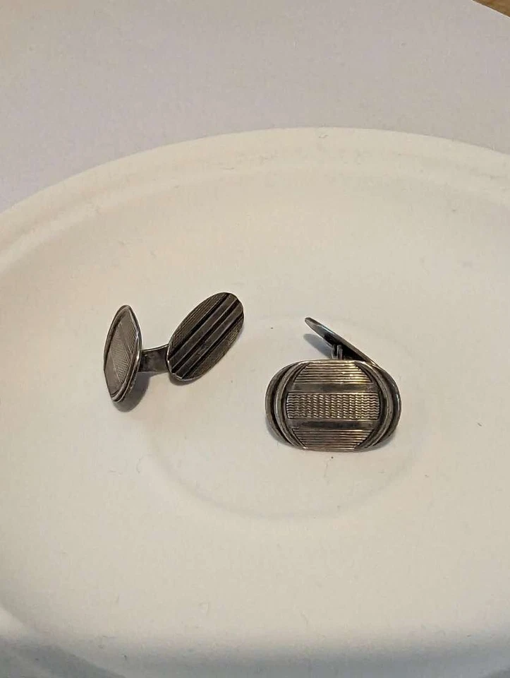 Paar Manschettenknöpfe 835 Silber, geschwärzt, graviert – Damen - Bild 3 von 4