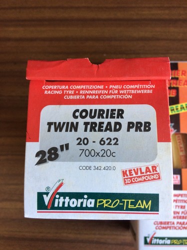 VITTORIO COURIER TWIN TREAD PRB - 700x20c - Nuevo de lote antiguo en caja - PAR - Imagen 2 de 4