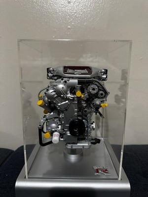 EAGLEMOSS Nissan R35 GT-R Full Engine 1:5