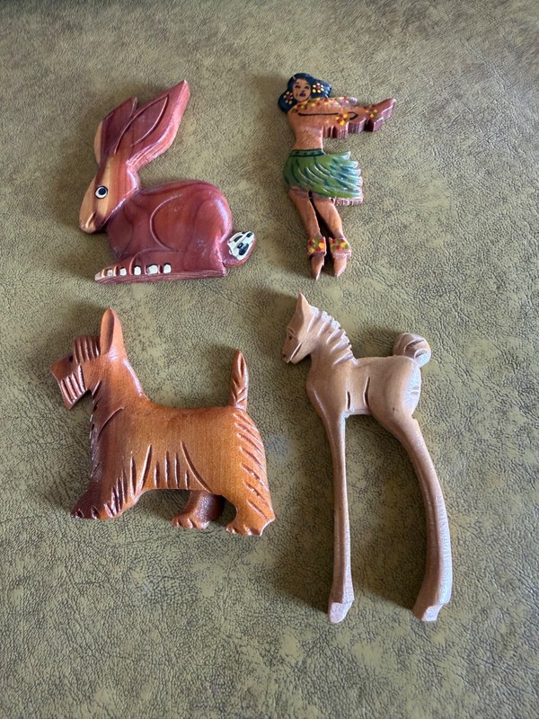 LOT OF 4 MINIATURE HAND CARVED WOODEN items, scottie, rabbit, Hula girl & horse