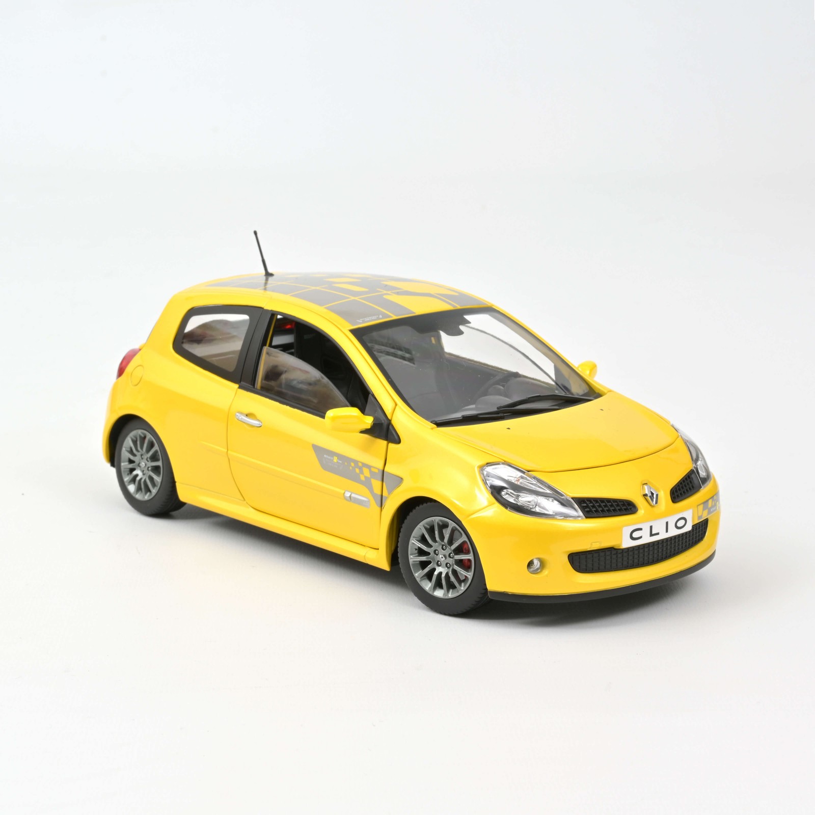 NOREV 185236 1:18 Renault Clio R.S. ""F1 Team"" 2007 Sirius Yellow