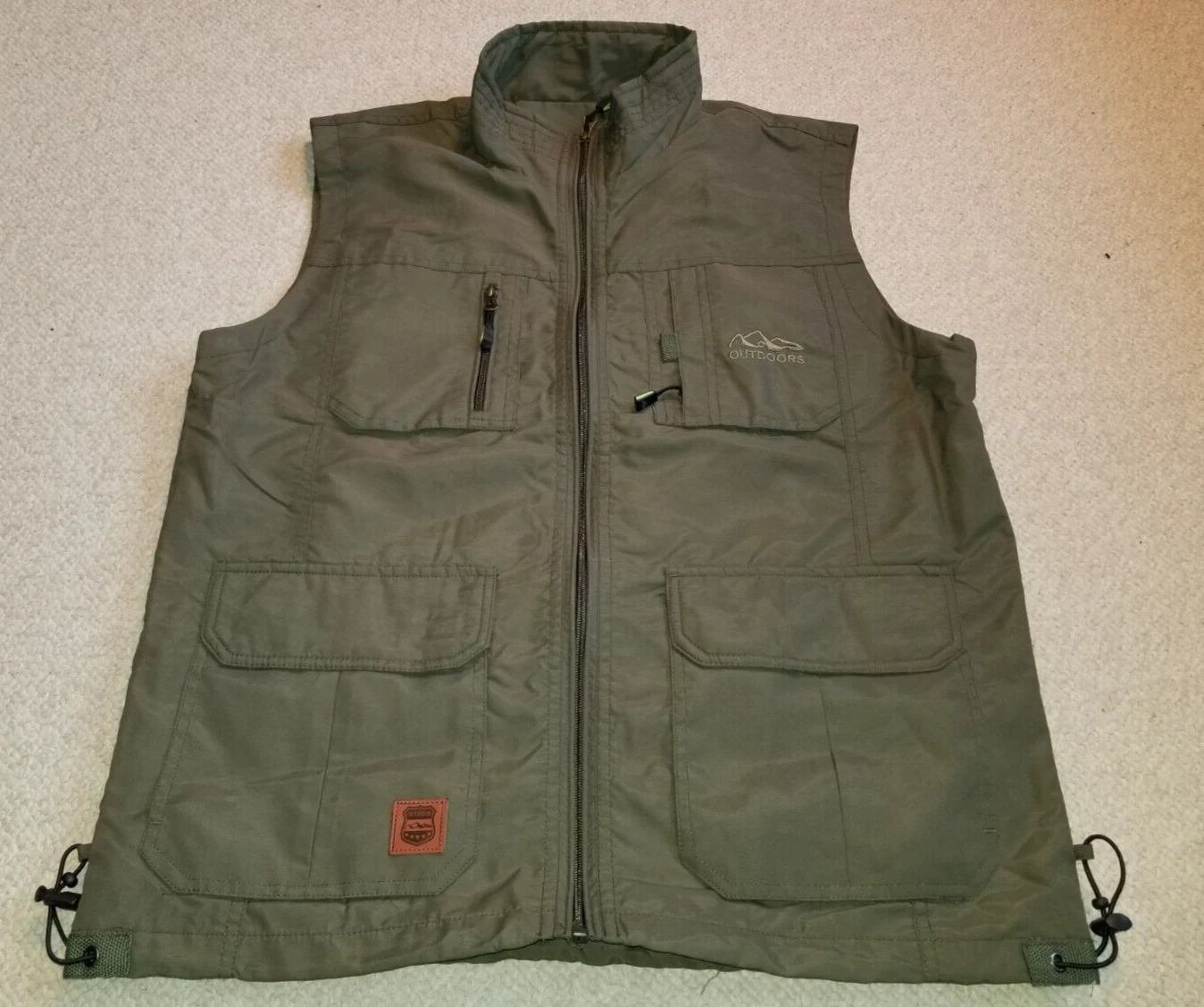 Mens Vest-OUTDOOR-army green nylon zip lightweight hiking/outdoors Gorpcore-XL