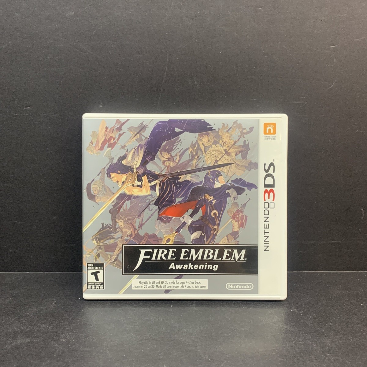 Fire Emblem: Awakening【中古美品・3DS北米版】 Fire Emblem: Awakening【中古美品・3DS北米版】 Amazon.com