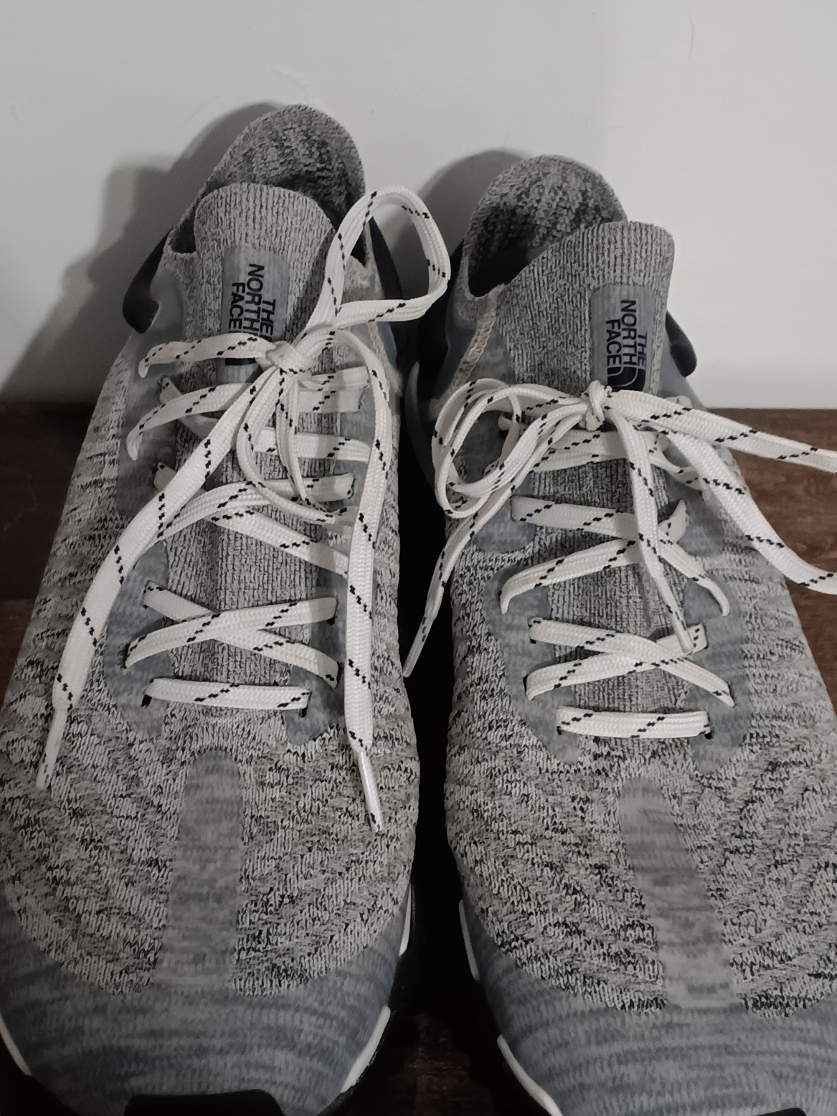 The North Face Vectiv Escape Men’s Size 13 Gray Knit Running Trail Hiking Shoes thumbnail 3