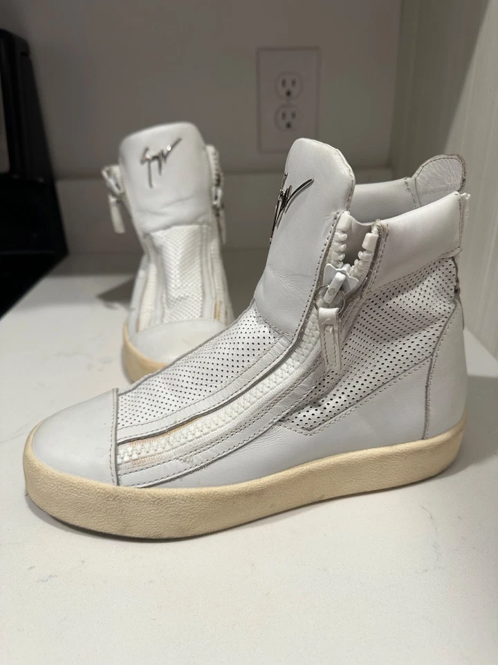 Zapatillas Giuseppe de caña alta blancas vintage para mujer blancas plateadas talla 37 (6,5-7 EE. UU.) Foto 2 de 4