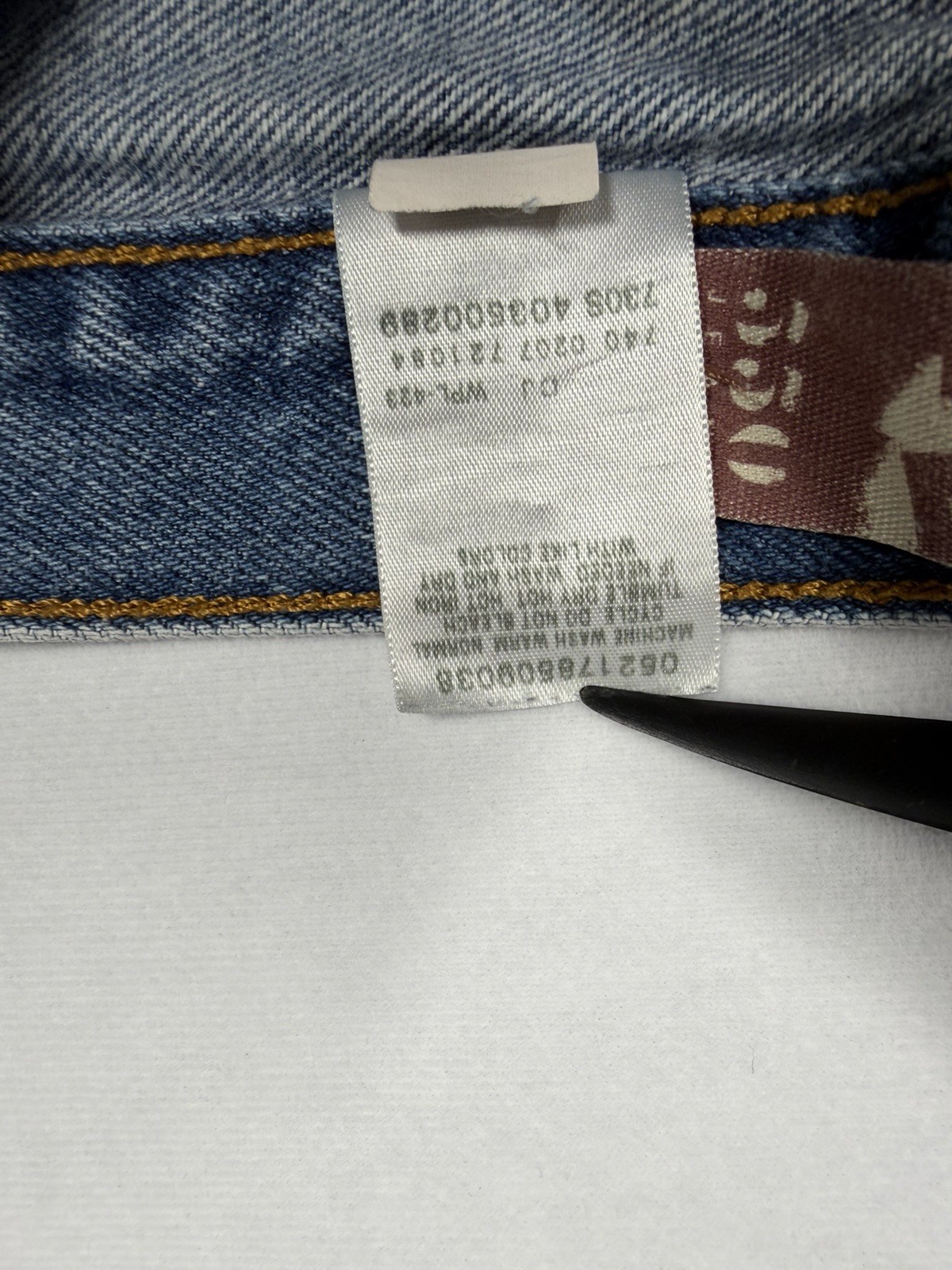 Levi's 550 Jeans Boys 12 Relaxed Cotton Straight Leg Medium Wash Denim Blue thumbnail 10