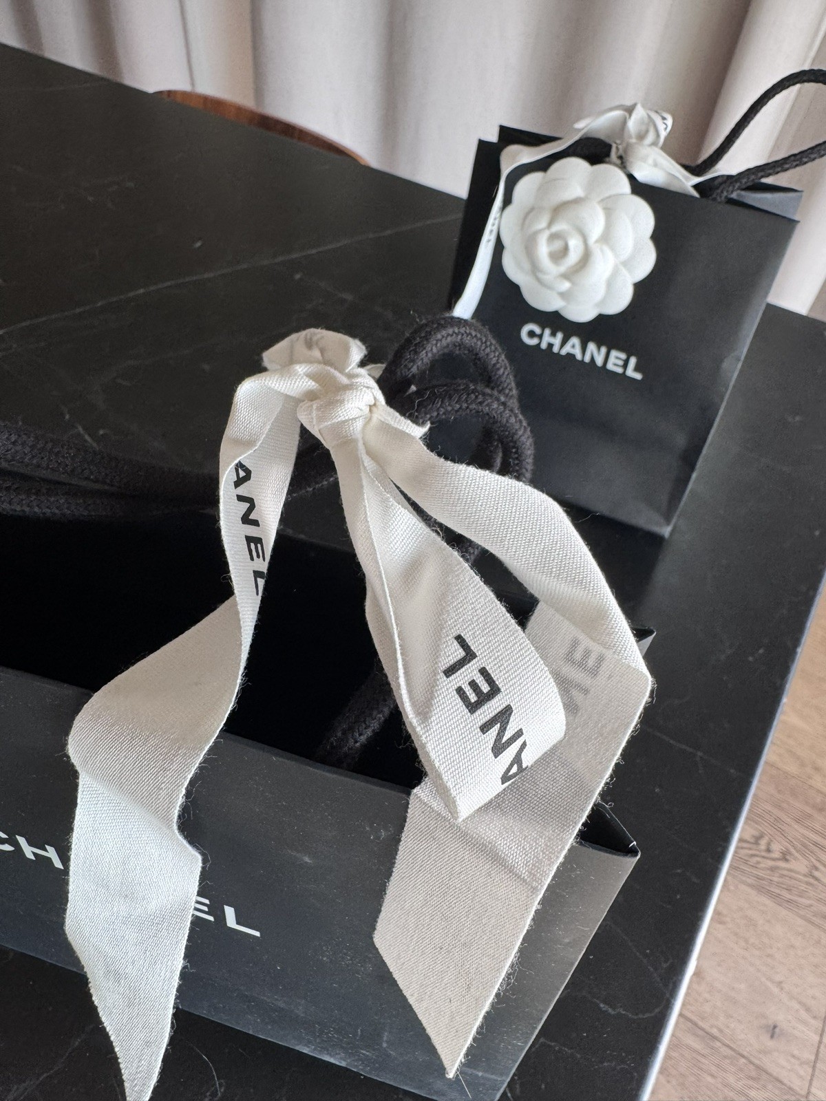 Chanel Empty Bag duo with ribbon And Flower. thumbnail 2