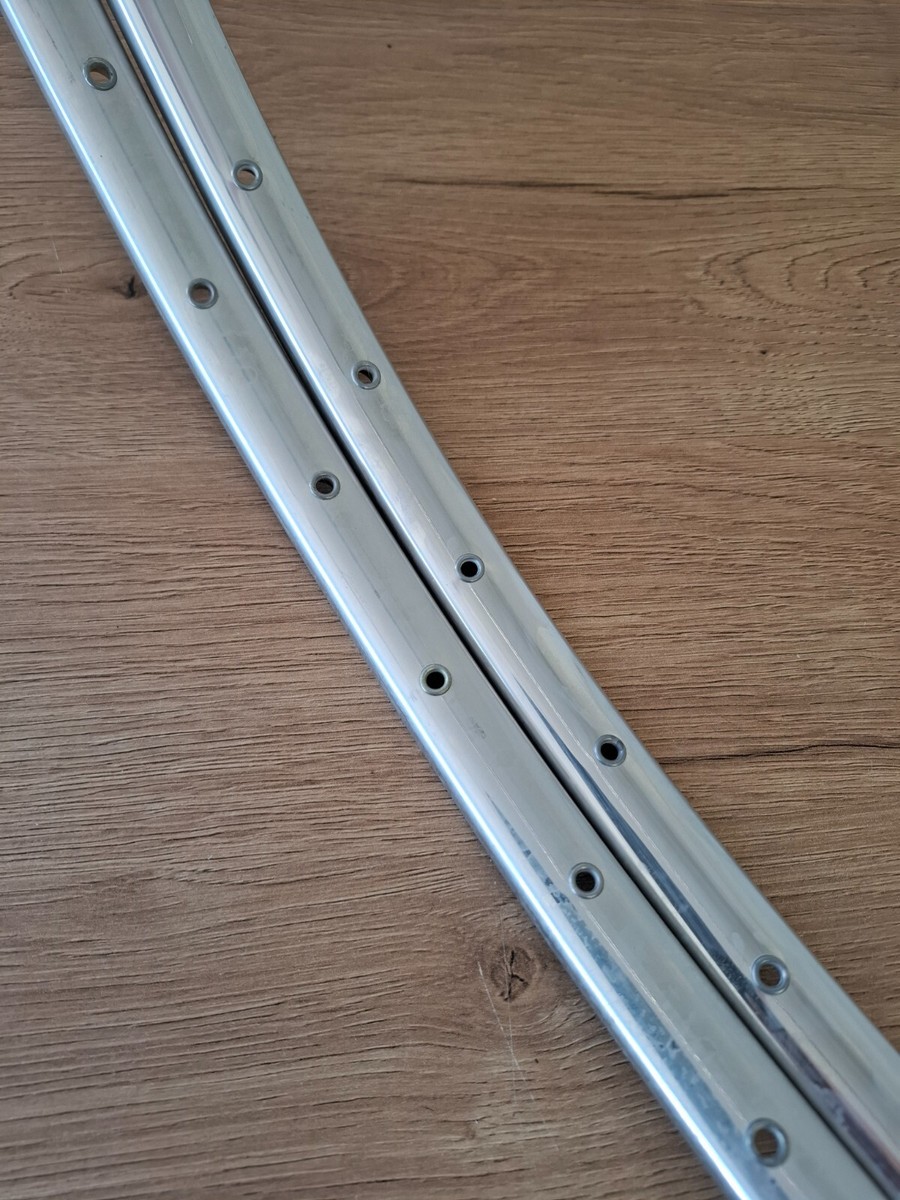 Paire De Jantes Mavic GL 330 650C – 36 Trous, Tubulaires – NOS (New Old Stock)