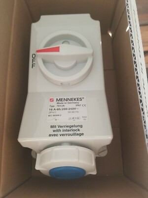 MENNEKES Switchable IP67 Industrial Interlock Socket 2P+E 6h Lockout switch
