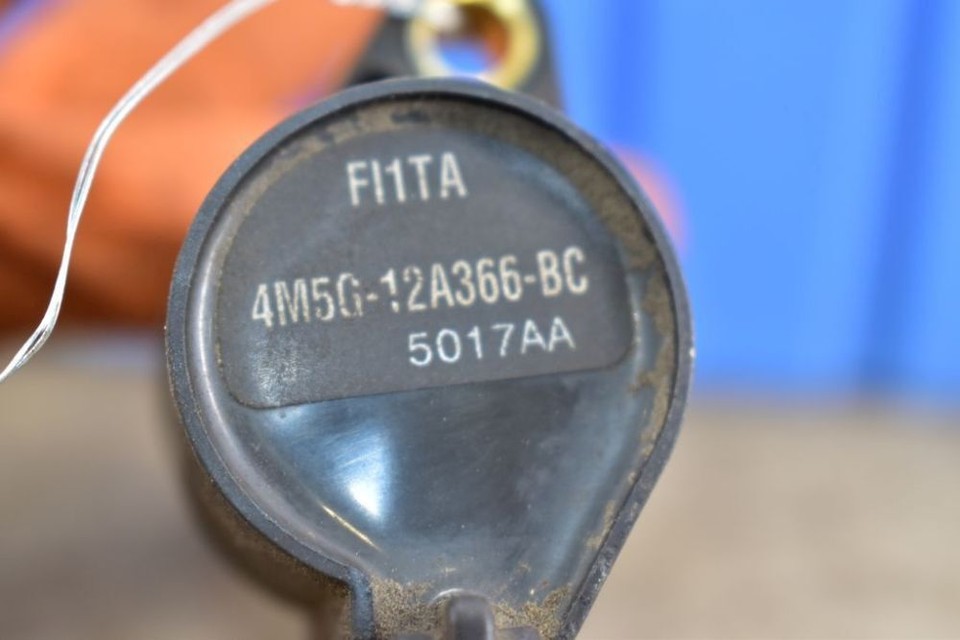 XR1U-12A366-AB - Bobine di accensione a 3 pin, per A-STON MARTIN DB7 DB9 DBS V6 V8 V12 3.2L 4.2L 6.0L 1994- XR1U12A366AB