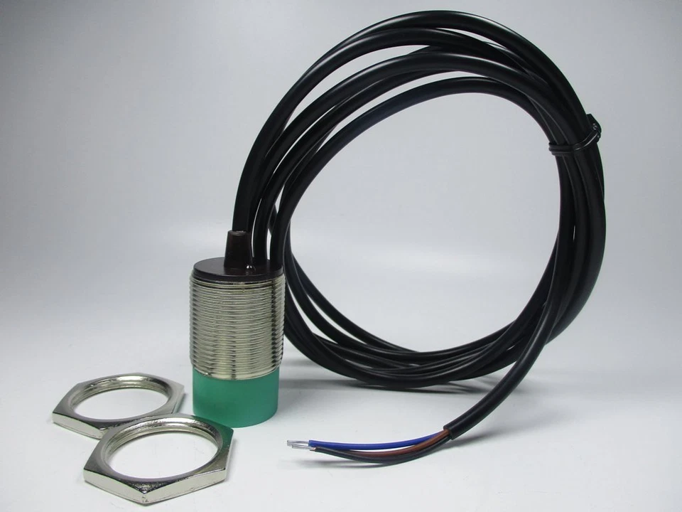 1PC NEW For Siemens Proximity Switch 3RG4024-0KB00 - Image 2 of 4