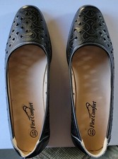 New First Comfort women shoes US 9.5 10 M Black cut outs lightweight 1 3/4" heel